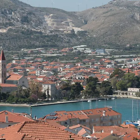 Luxurioese Ferienvilla Mit Privatem Pool By Interhome * Trogir