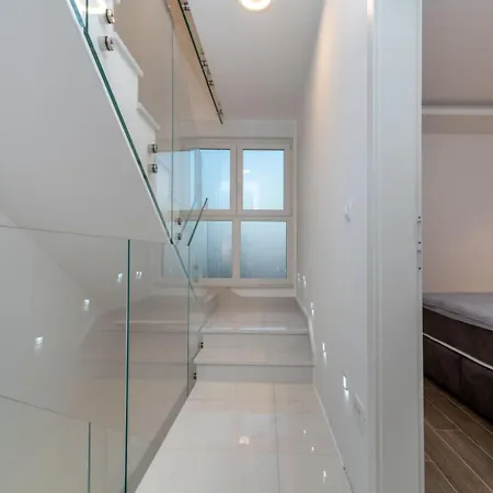Luxurioese Ferienvilla Mit Privatem Pool By Interhome Trogir