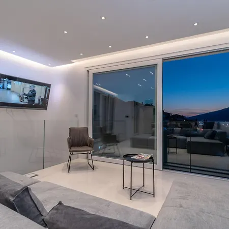 Ferienhaus Luxurioese Ferienvilla Mit Privatem Pool By Interhome